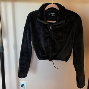 Streetwear society size S crop top